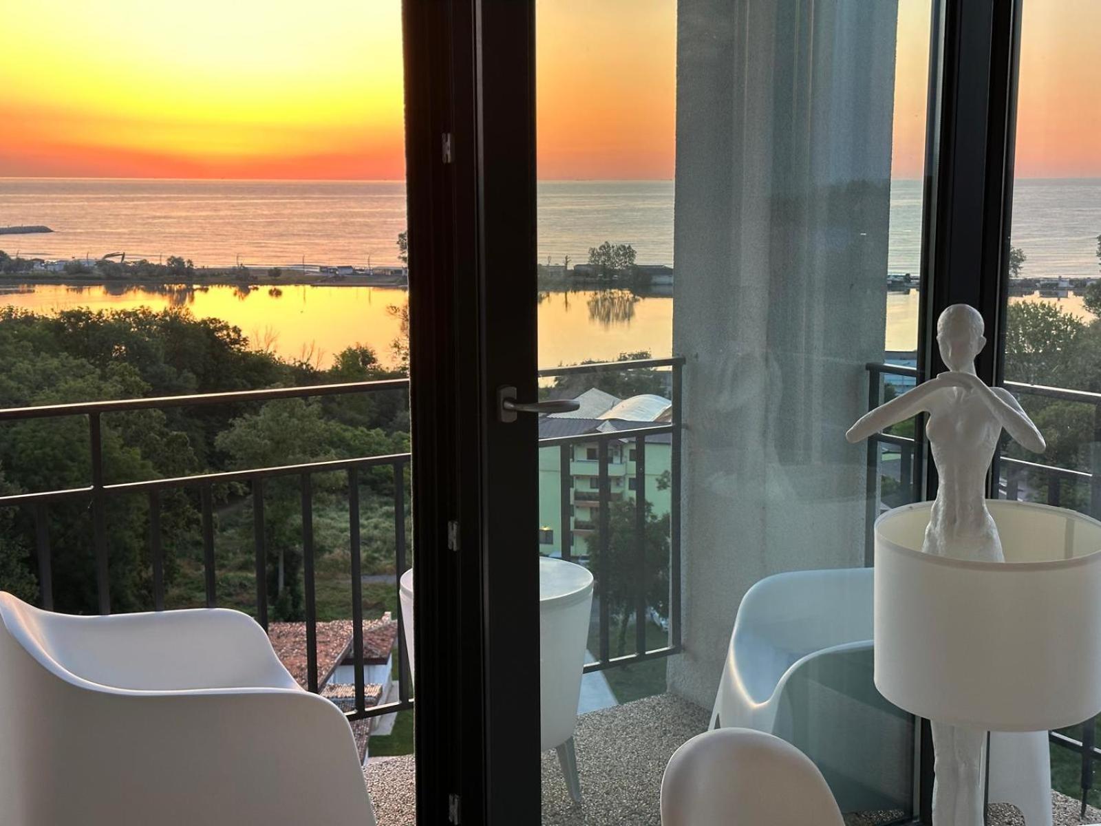 ネプトゥンDonna Alba Seaview Penthouse, Casa Ta De Pe Plajaアパートメント エクステリア 写真